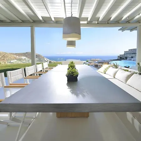 Luxuryy Mykonos & Pool Villa *